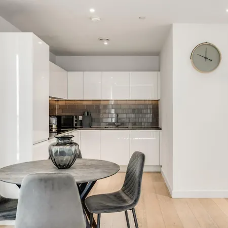 Khayat Homes - The Khalifa - One Bed Luxury Apt Londres Extérieur photo