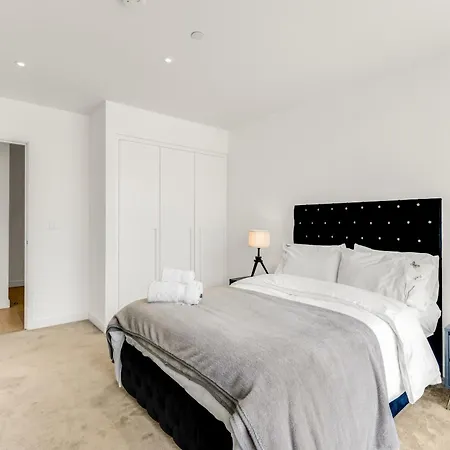 Khayat Homes - The Khalifa - One Bed Luxury Apt Londres Extérieur photo